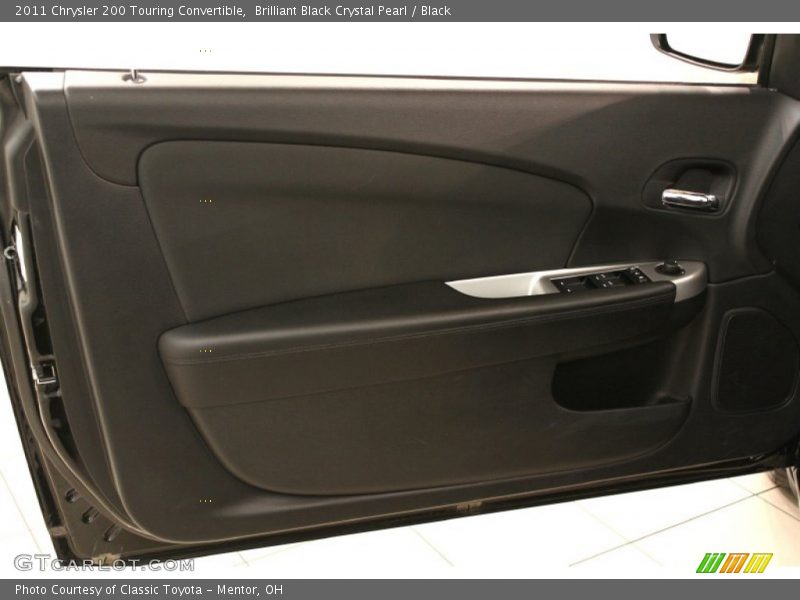 Brilliant Black Crystal Pearl / Black 2011 Chrysler 200 Touring Convertible