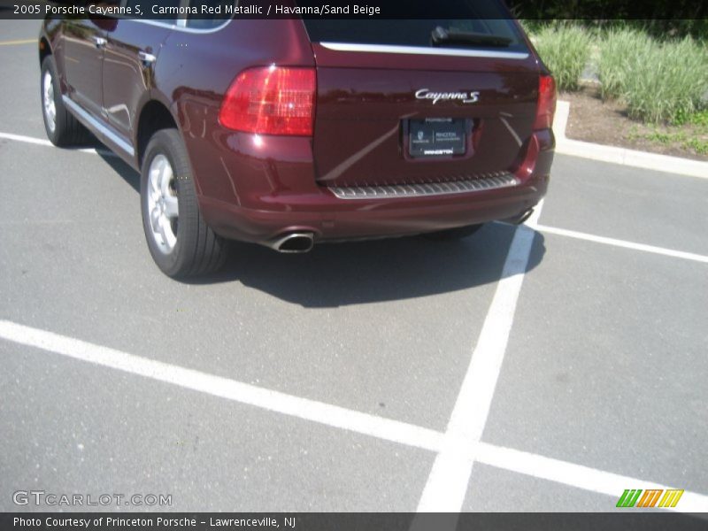 Carmona Red Metallic / Havanna/Sand Beige 2005 Porsche Cayenne S