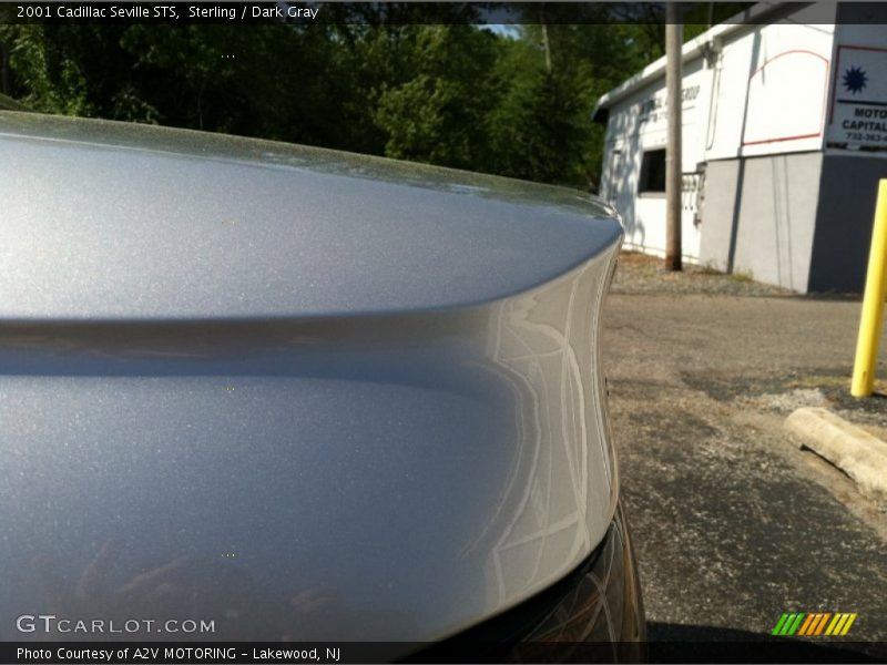 Sterling / Dark Gray 2001 Cadillac Seville STS