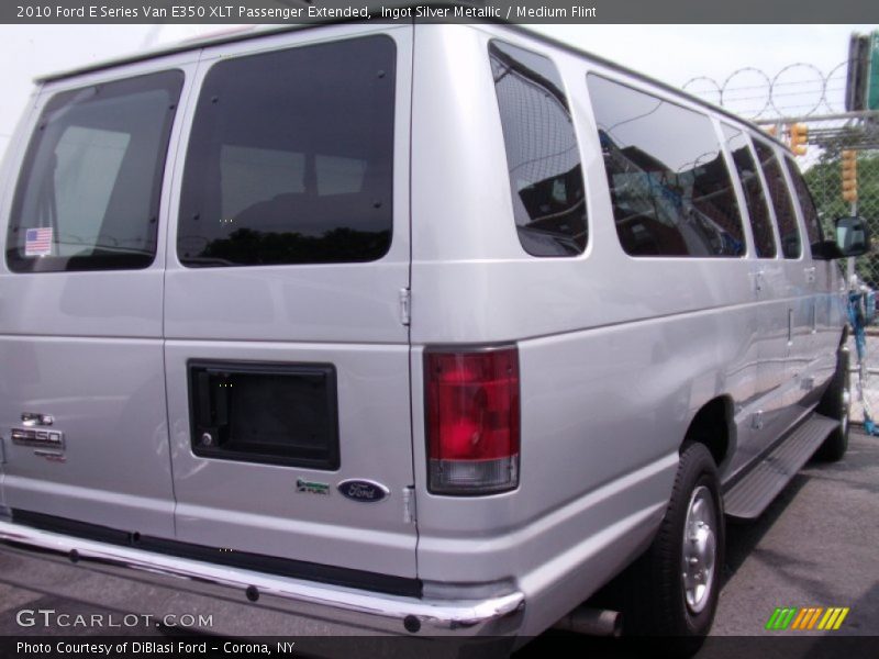 Ingot Silver Metallic / Medium Flint 2010 Ford E Series Van E350 XLT Passenger Extended