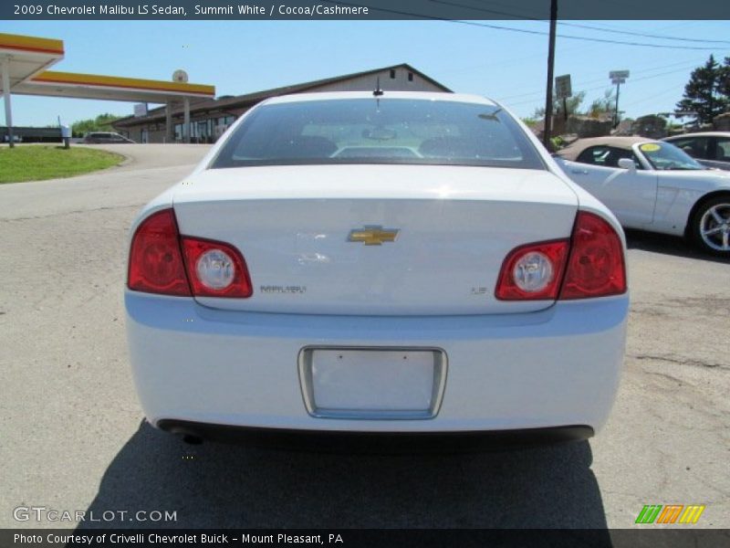 Summit White / Cocoa/Cashmere 2009 Chevrolet Malibu LS Sedan