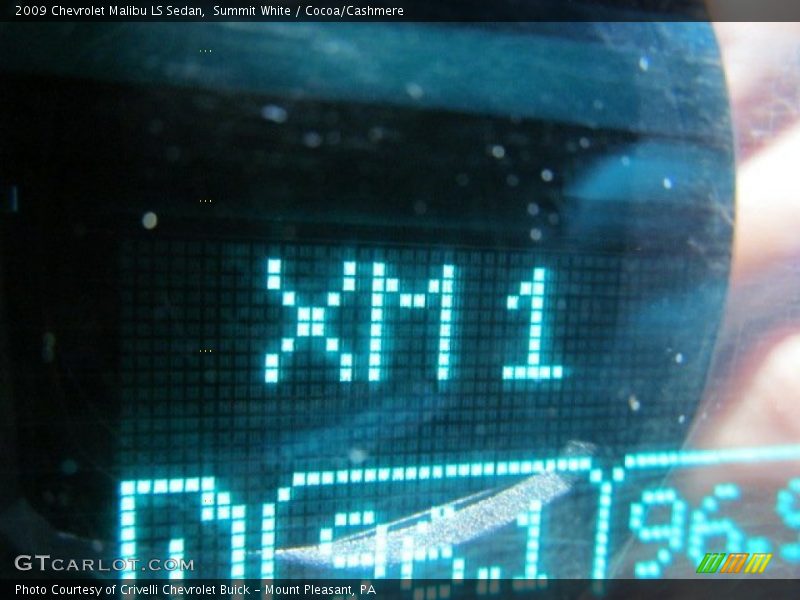 Summit White / Cocoa/Cashmere 2009 Chevrolet Malibu LS Sedan