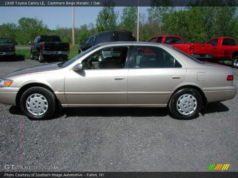 Cashmere Beige Metallic / Oak 1998 Toyota Camry LE