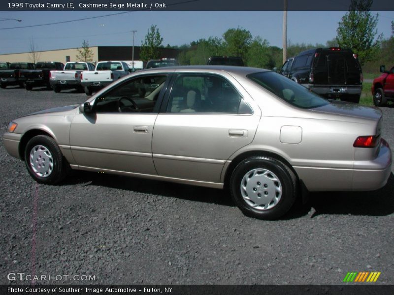 Cashmere Beige Metallic / Oak 1998 Toyota Camry LE