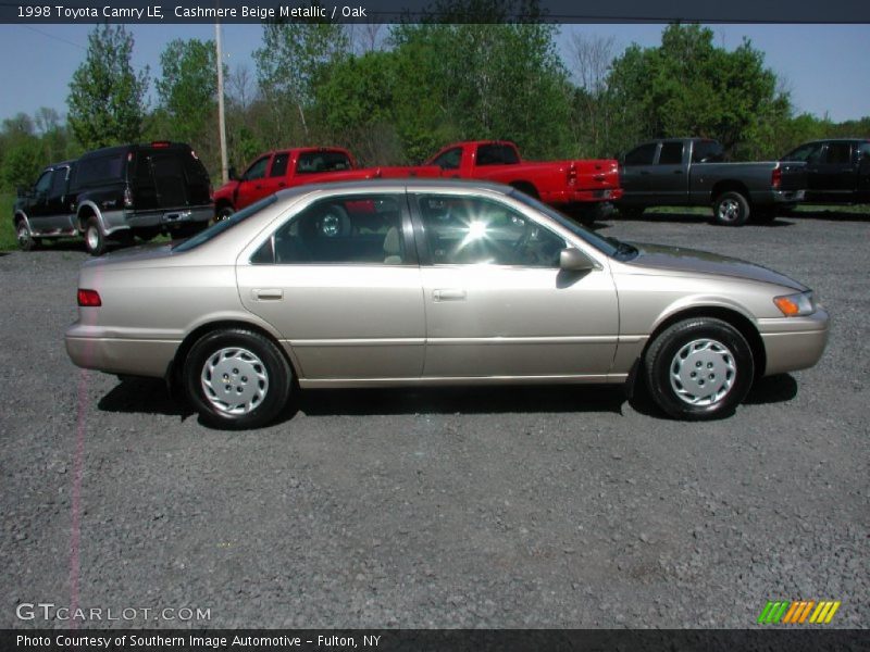 Cashmere Beige Metallic / Oak 1998 Toyota Camry LE