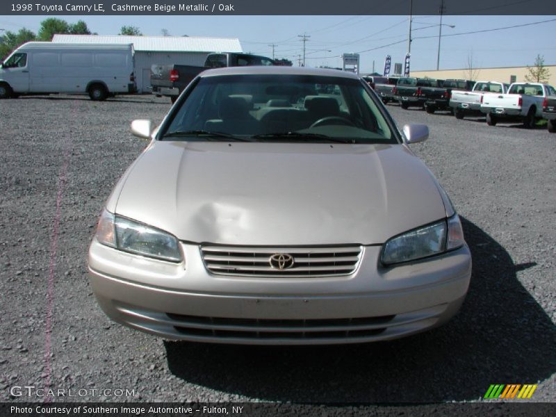 Cashmere Beige Metallic / Oak 1998 Toyota Camry LE