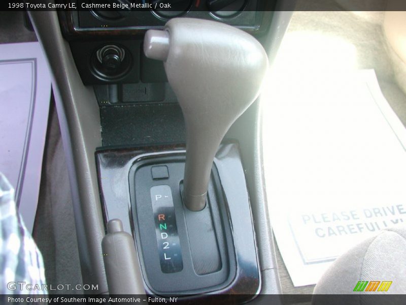 Cashmere Beige Metallic / Oak 1998 Toyota Camry LE