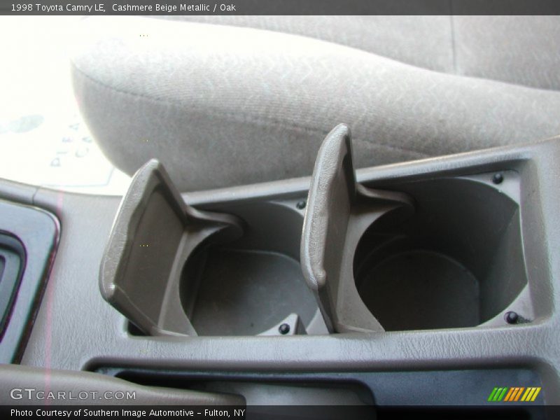 Cashmere Beige Metallic / Oak 1998 Toyota Camry LE