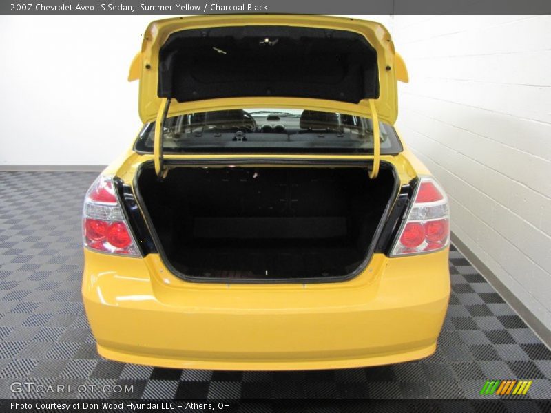 Summer Yellow / Charcoal Black 2007 Chevrolet Aveo LS Sedan