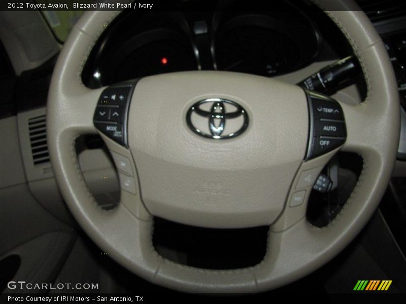 Blizzard White Pearl / Ivory 2012 Toyota Avalon