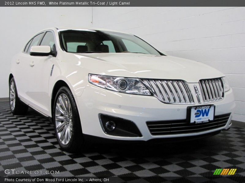 White Platinum Metallic Tri-Coat / Light Camel 2012 Lincoln MKS FWD