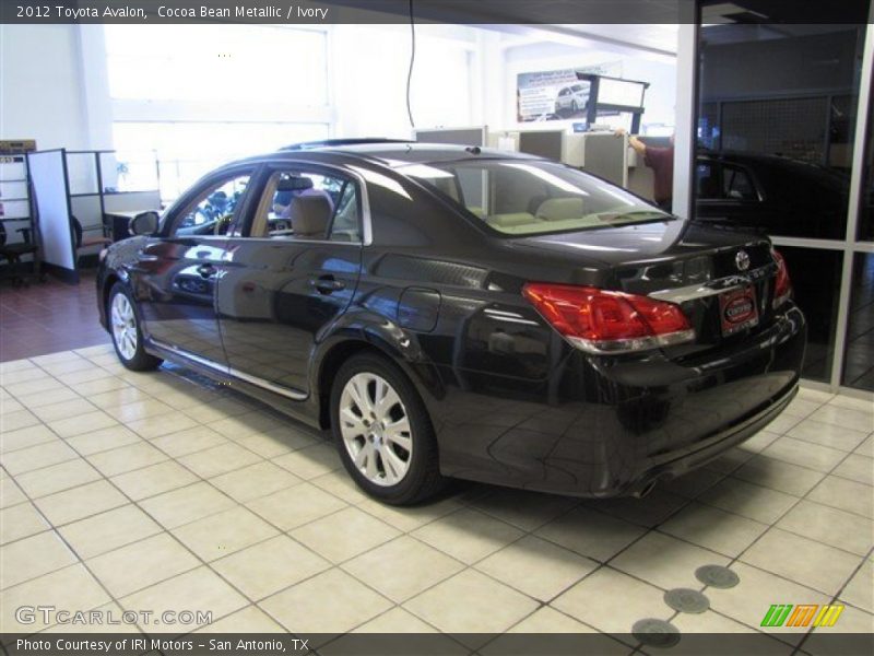 Cocoa Bean Metallic / Ivory 2012 Toyota Avalon