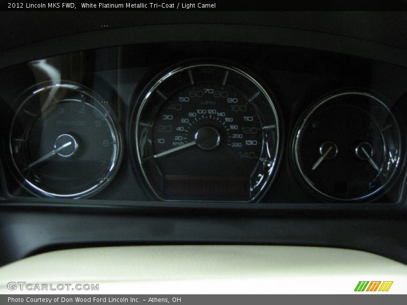 White Platinum Metallic Tri-Coat / Light Camel 2012 Lincoln MKS FWD