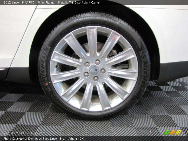 White Platinum Metallic Tri-Coat / Light Camel 2012 Lincoln MKS FWD