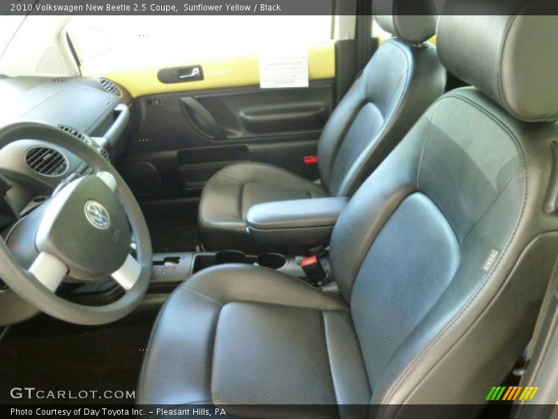 Sunflower Yellow / Black 2010 Volkswagen New Beetle 2.5 Coupe
