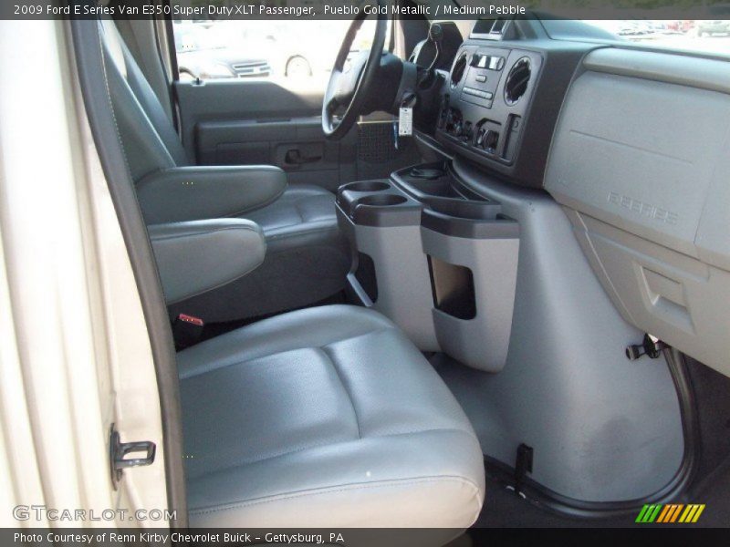 Pueblo Gold Metallic / Medium Pebble 2009 Ford E Series Van E350 Super Duty XLT Passenger