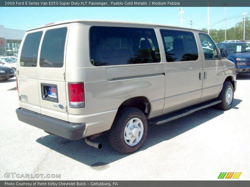 Pueblo Gold Metallic / Medium Pebble 2009 Ford E Series Van E350 Super Duty XLT Passenger