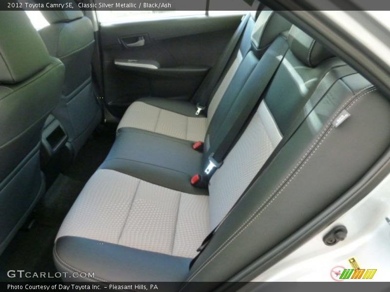 Classic Silver Metallic / Black/Ash 2012 Toyota Camry SE