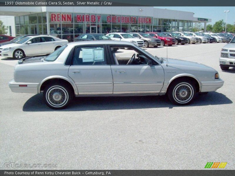 Silver Metallic / Gray 1993 Oldsmobile Cutlass Ciera SL Sedan