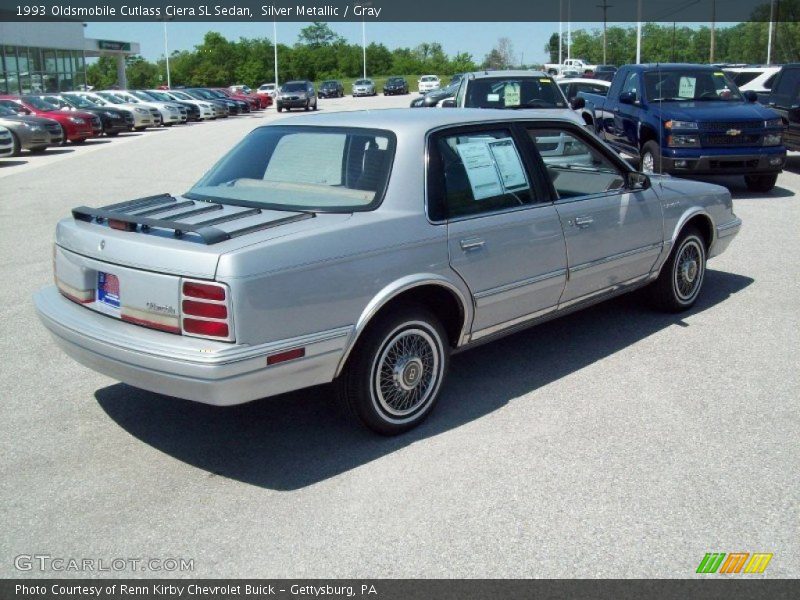 Silver Metallic / Gray 1993 Oldsmobile Cutlass Ciera SL Sedan