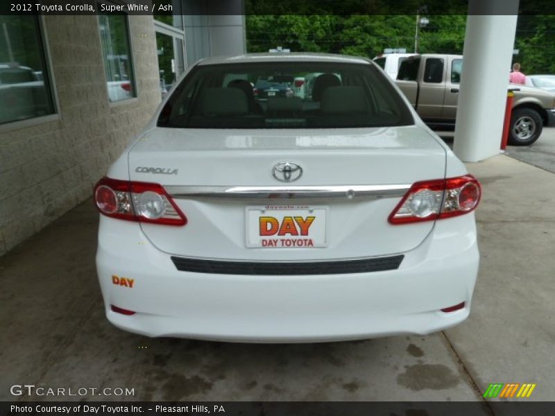 Super White / Ash 2012 Toyota Corolla