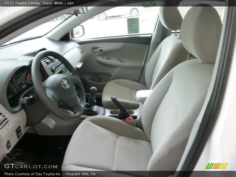 Super White / Ash 2012 Toyota Corolla