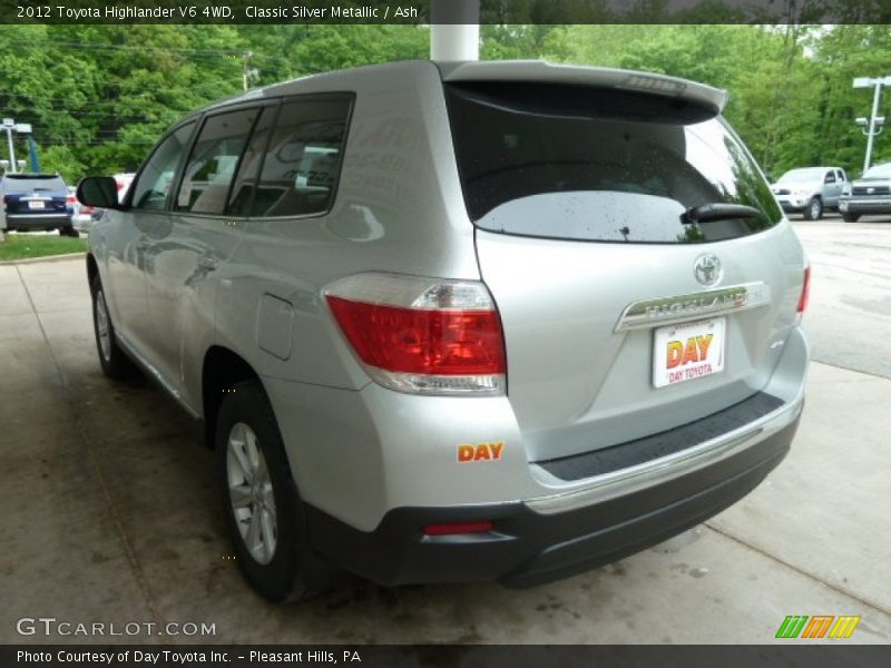 Classic Silver Metallic / Ash 2012 Toyota Highlander V6 4WD