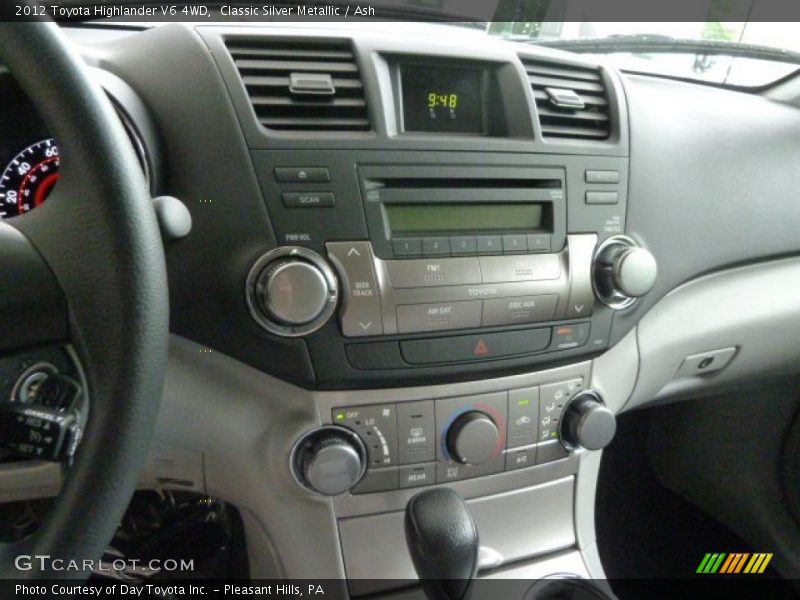 Classic Silver Metallic / Ash 2012 Toyota Highlander V6 4WD