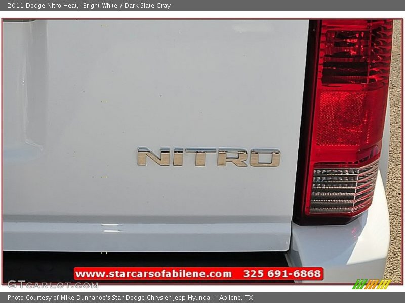 Bright White / Dark Slate Gray 2011 Dodge Nitro Heat