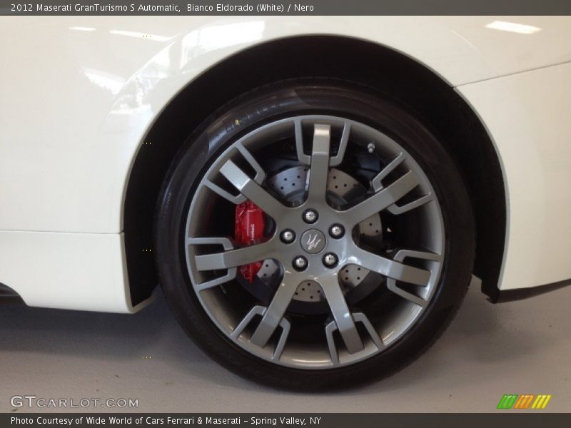 Bianco Eldorado (White) / Nero 2012 Maserati GranTurismo S Automatic