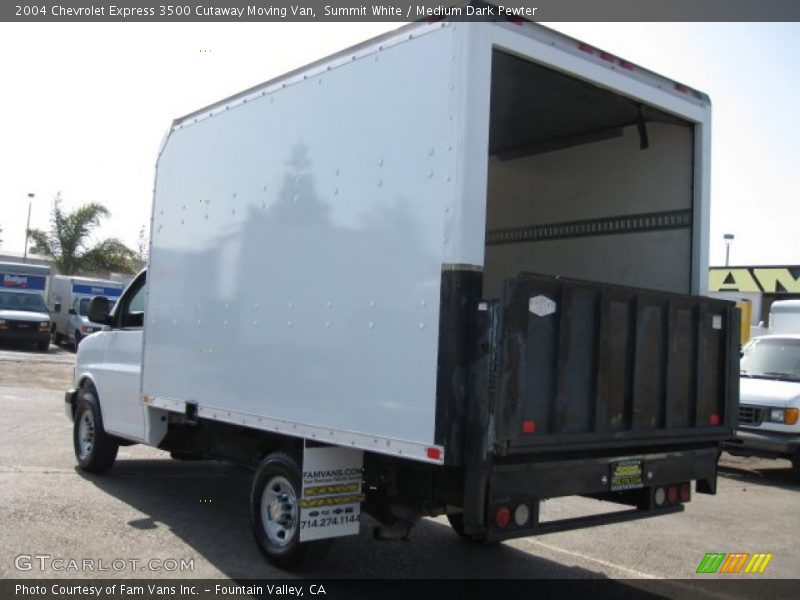 Summit White / Medium Dark Pewter 2004 Chevrolet Express 3500 Cutaway Moving Van
