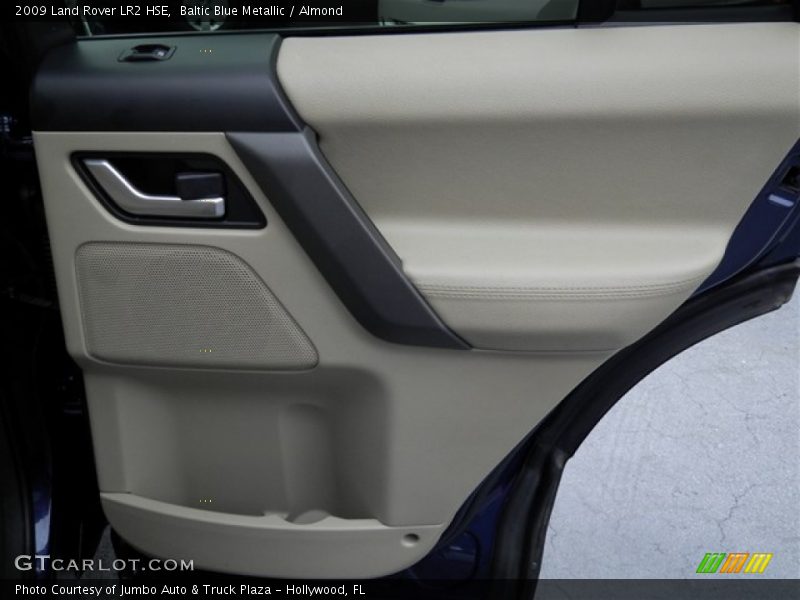 Baltic Blue Metallic / Almond 2009 Land Rover LR2 HSE