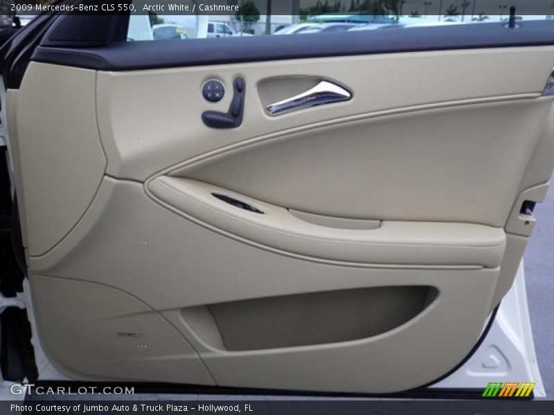Arctic White / Cashmere 2009 Mercedes-Benz CLS 550