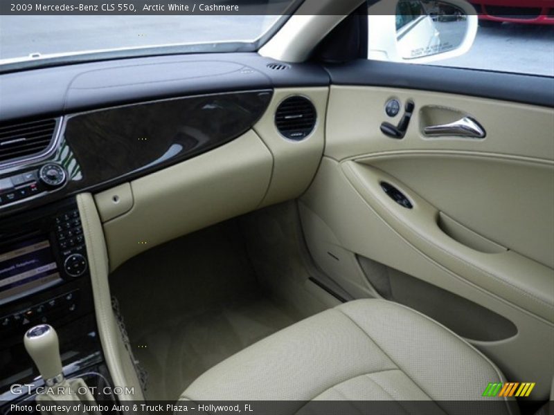 Arctic White / Cashmere 2009 Mercedes-Benz CLS 550