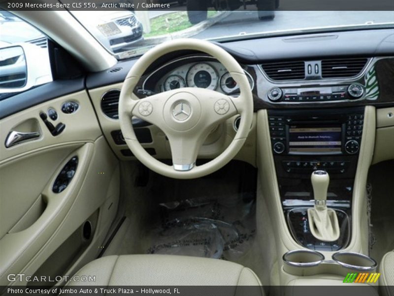 Arctic White / Cashmere 2009 Mercedes-Benz CLS 550