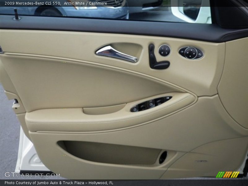 Arctic White / Cashmere 2009 Mercedes-Benz CLS 550