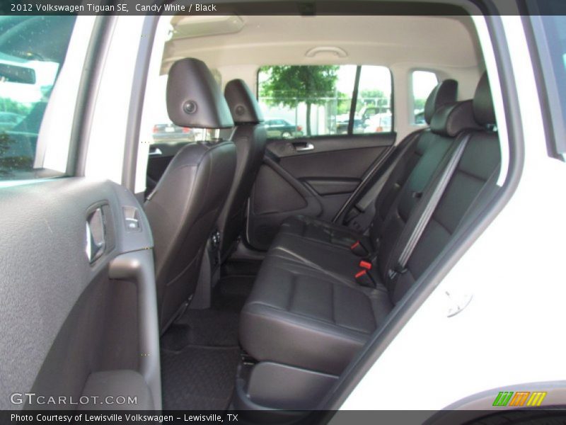 Candy White / Black 2012 Volkswagen Tiguan SE