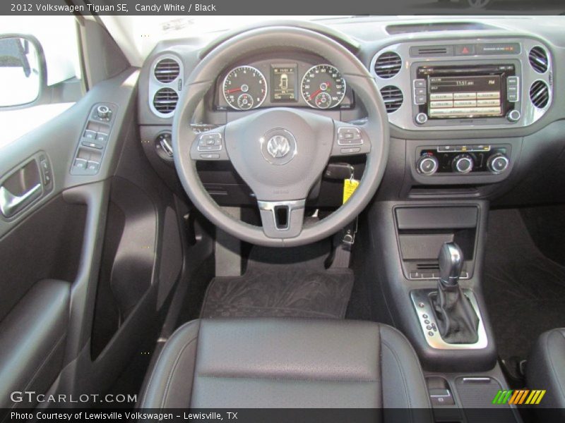 Candy White / Black 2012 Volkswagen Tiguan SE