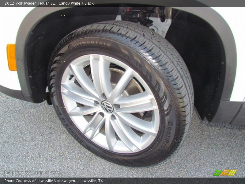 Candy White / Black 2012 Volkswagen Tiguan SE