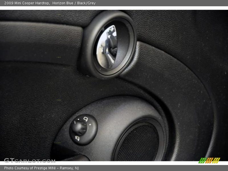 Horizon Blue / Black/Grey 2009 Mini Cooper Hardtop