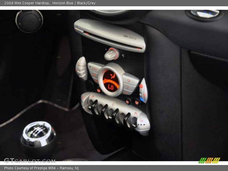Horizon Blue / Black/Grey 2009 Mini Cooper Hardtop