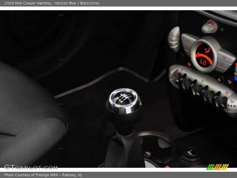 Horizon Blue / Black/Grey 2009 Mini Cooper Hardtop