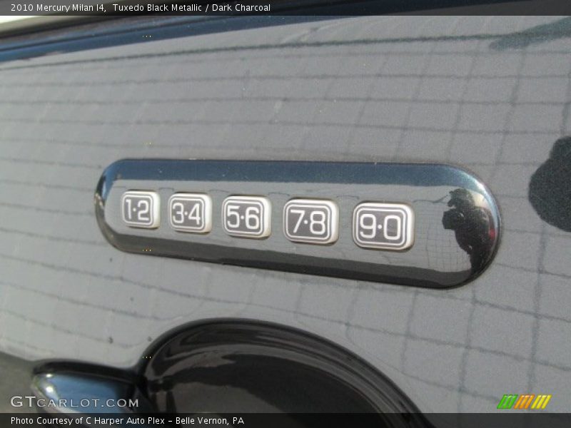 Tuxedo Black Metallic / Dark Charcoal 2010 Mercury Milan I4