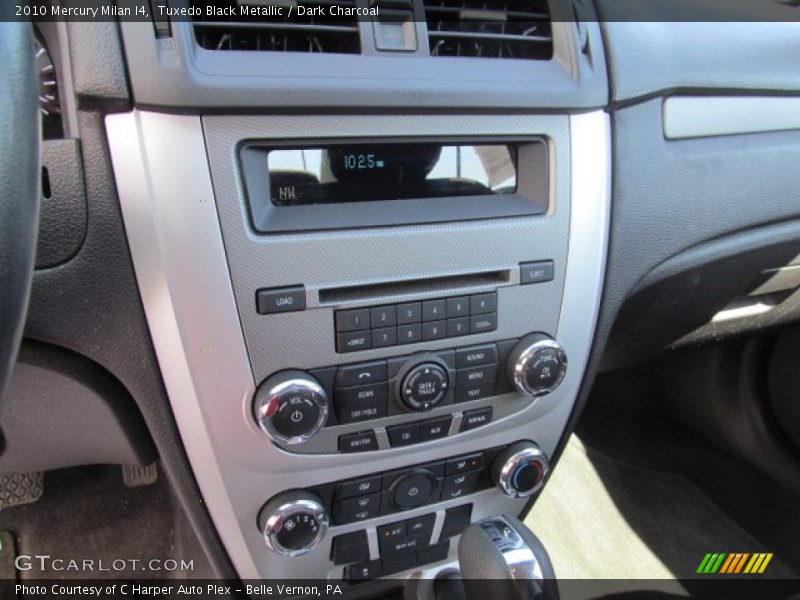 Tuxedo Black Metallic / Dark Charcoal 2010 Mercury Milan I4