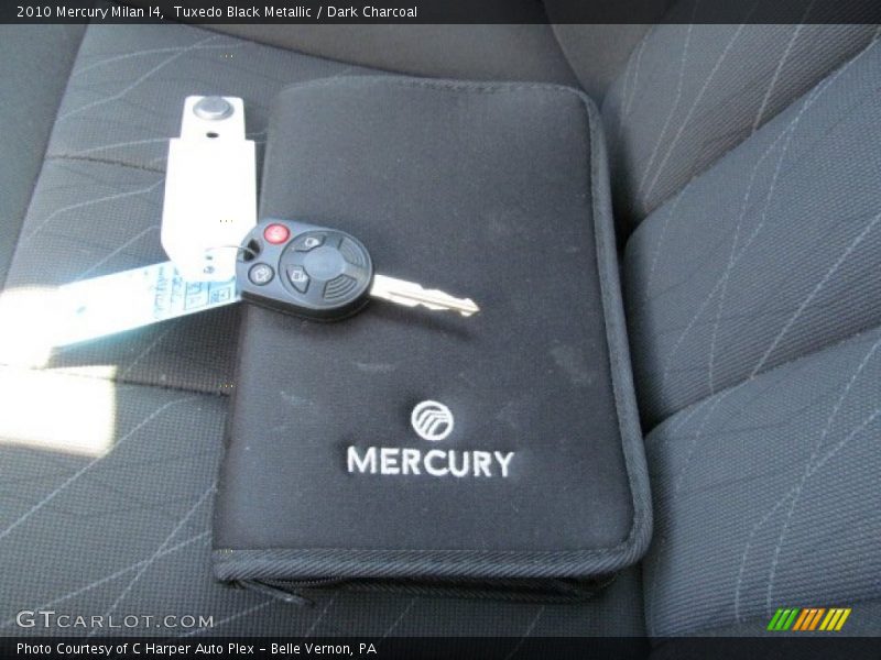 Tuxedo Black Metallic / Dark Charcoal 2010 Mercury Milan I4