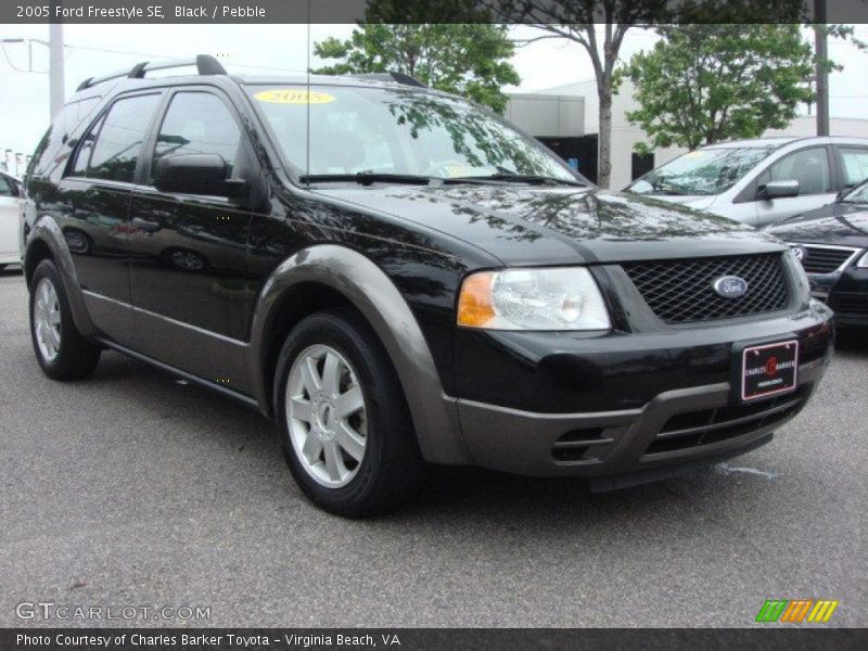 Black / Pebble 2005 Ford Freestyle SE