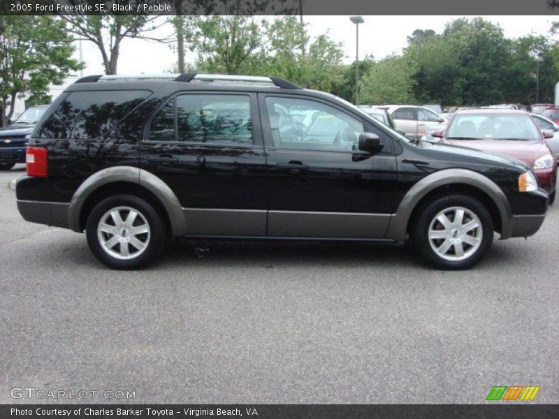 Black / Pebble 2005 Ford Freestyle SE
