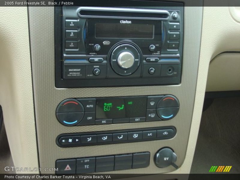 Black / Pebble 2005 Ford Freestyle SE