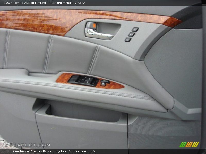 Titanium Metallic / Ivory 2007 Toyota Avalon Limited