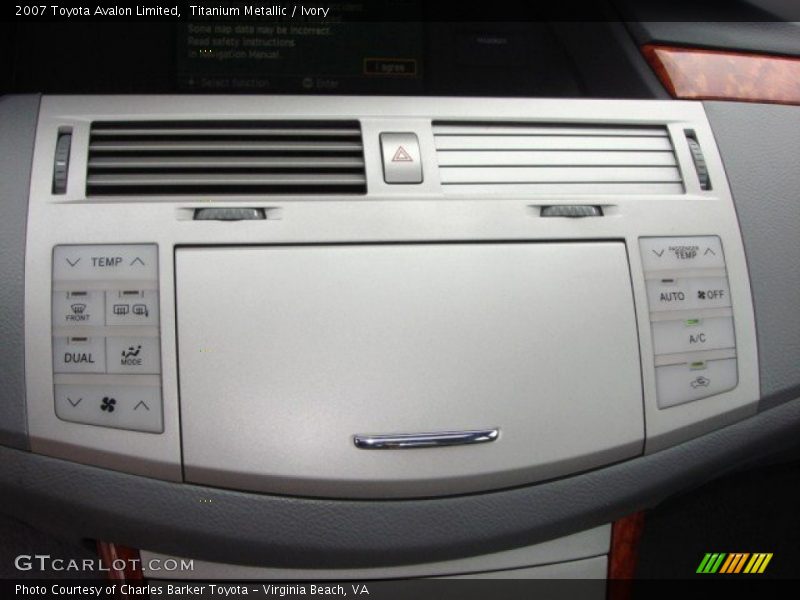 Titanium Metallic / Ivory 2007 Toyota Avalon Limited